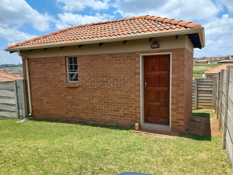 3 Bedroom Property for Sale in Thatch Hill Estate Gauteng