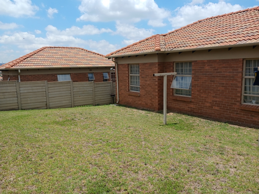 3 Bedroom Property for Sale in Thatch Hill Estate Gauteng