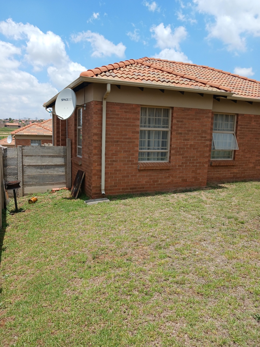 3 Bedroom Property for Sale in Thatch Hill Estate Gauteng