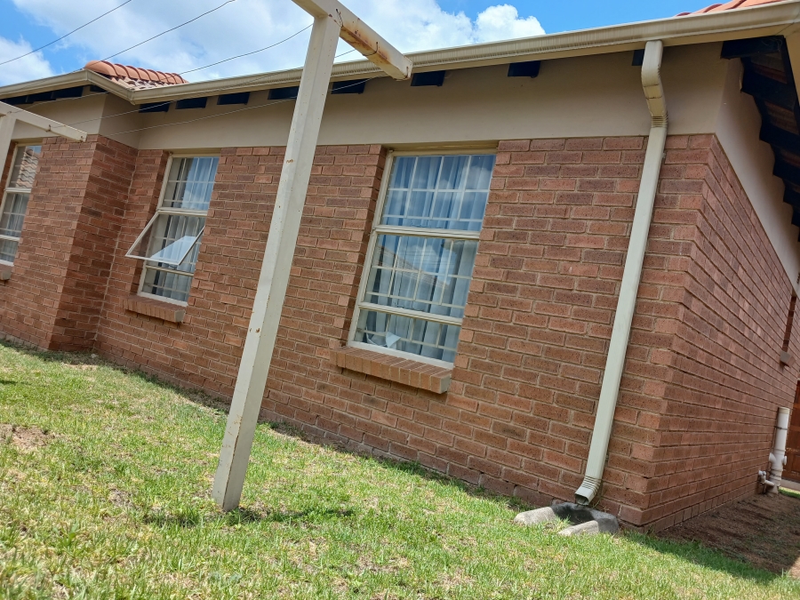 3 Bedroom Property for Sale in Thatch Hill Estate Gauteng