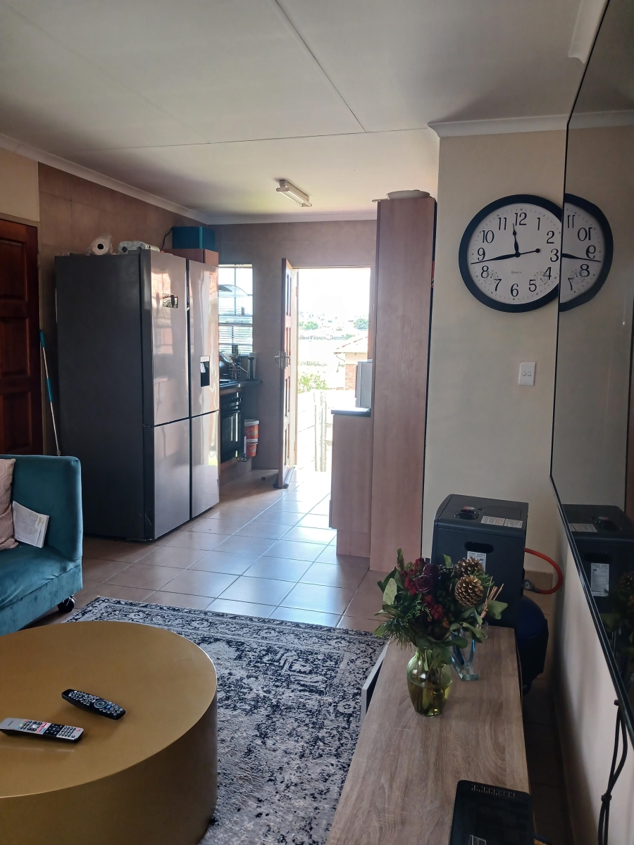 3 Bedroom Property for Sale in Thatch Hill Estate Gauteng