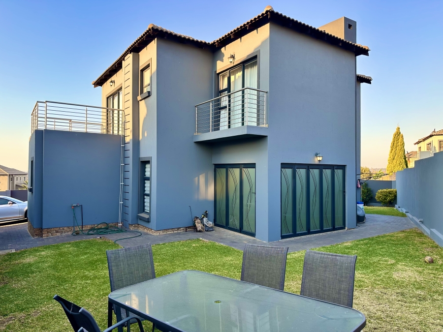 4 Bedroom Property for Sale in Thatchfield Estate Gauteng