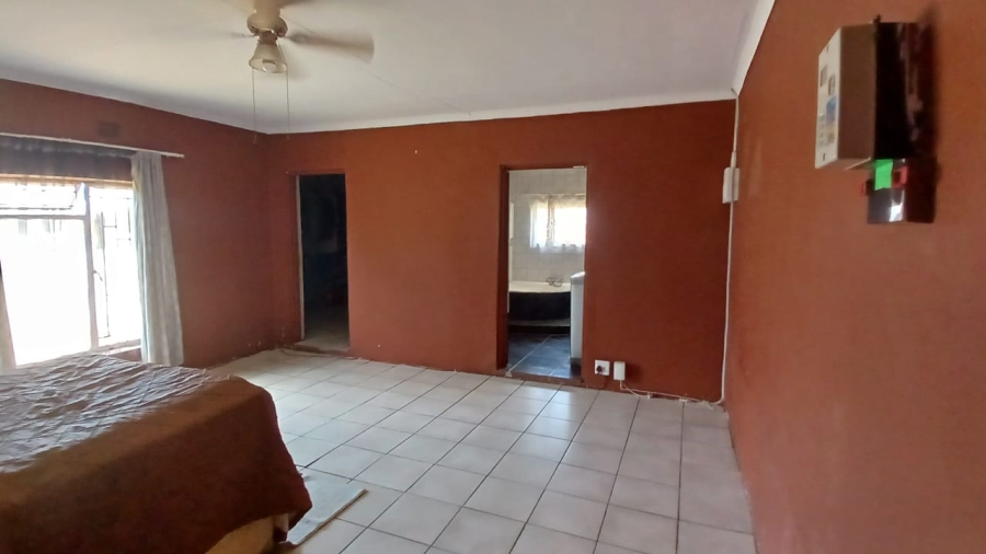 4 Bedroom Property for Sale in Boltonwold Gauteng