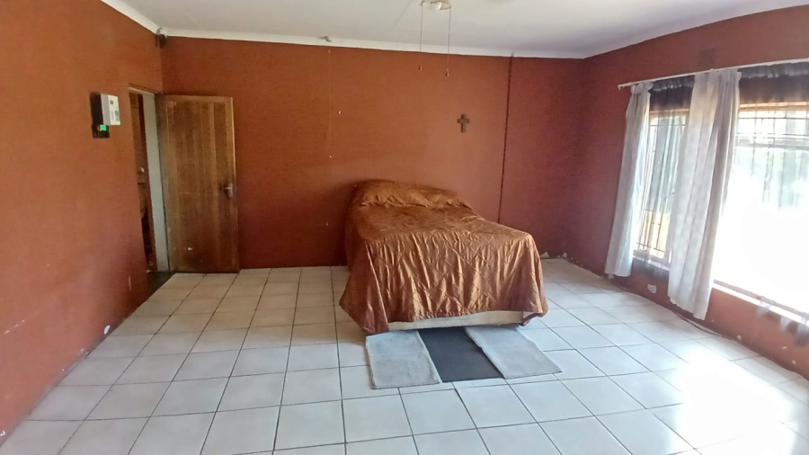 4 Bedroom Property for Sale in Boltonwold Gauteng