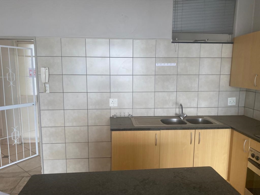 1 Bedroom Property for Sale in Elma Park Gauteng