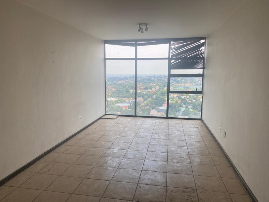 1 Bedroom Property for Sale in Elma Park Gauteng