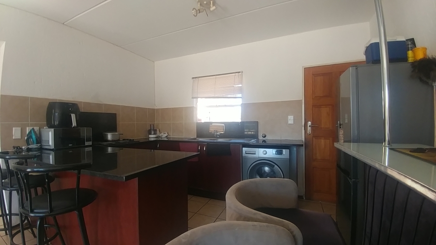 2 Bedroom Property for Sale in Arundo Estate Gauteng