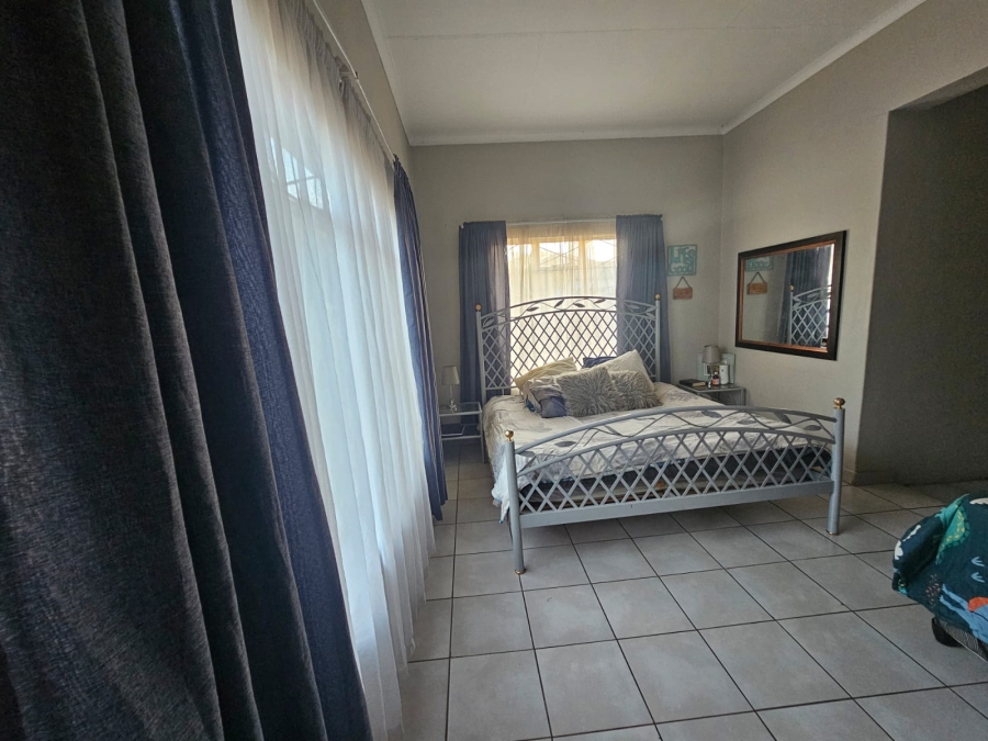 3 Bedroom Property for Sale in Dalview Gauteng