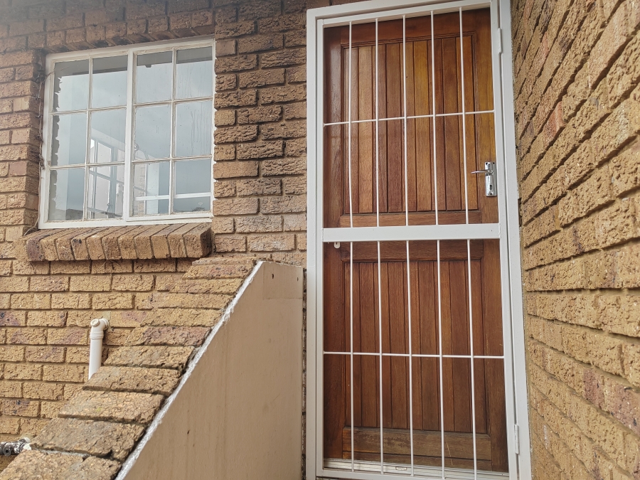 To Let commercial Property for Rent in Rynfield A H Gauteng