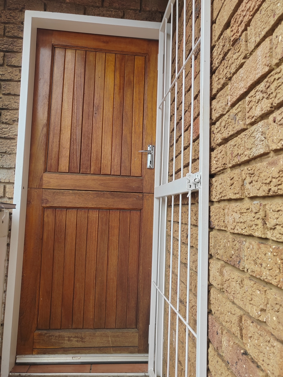 To Let commercial Property for Rent in Rynfield A H Gauteng