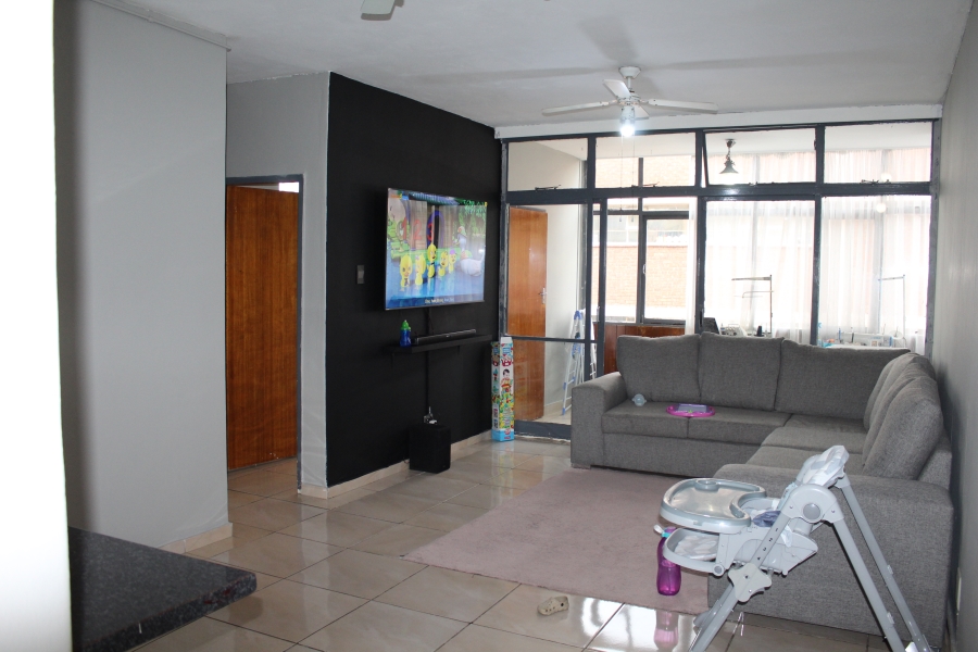 2 Bedroom Property for Sale in Sunnyside Gauteng