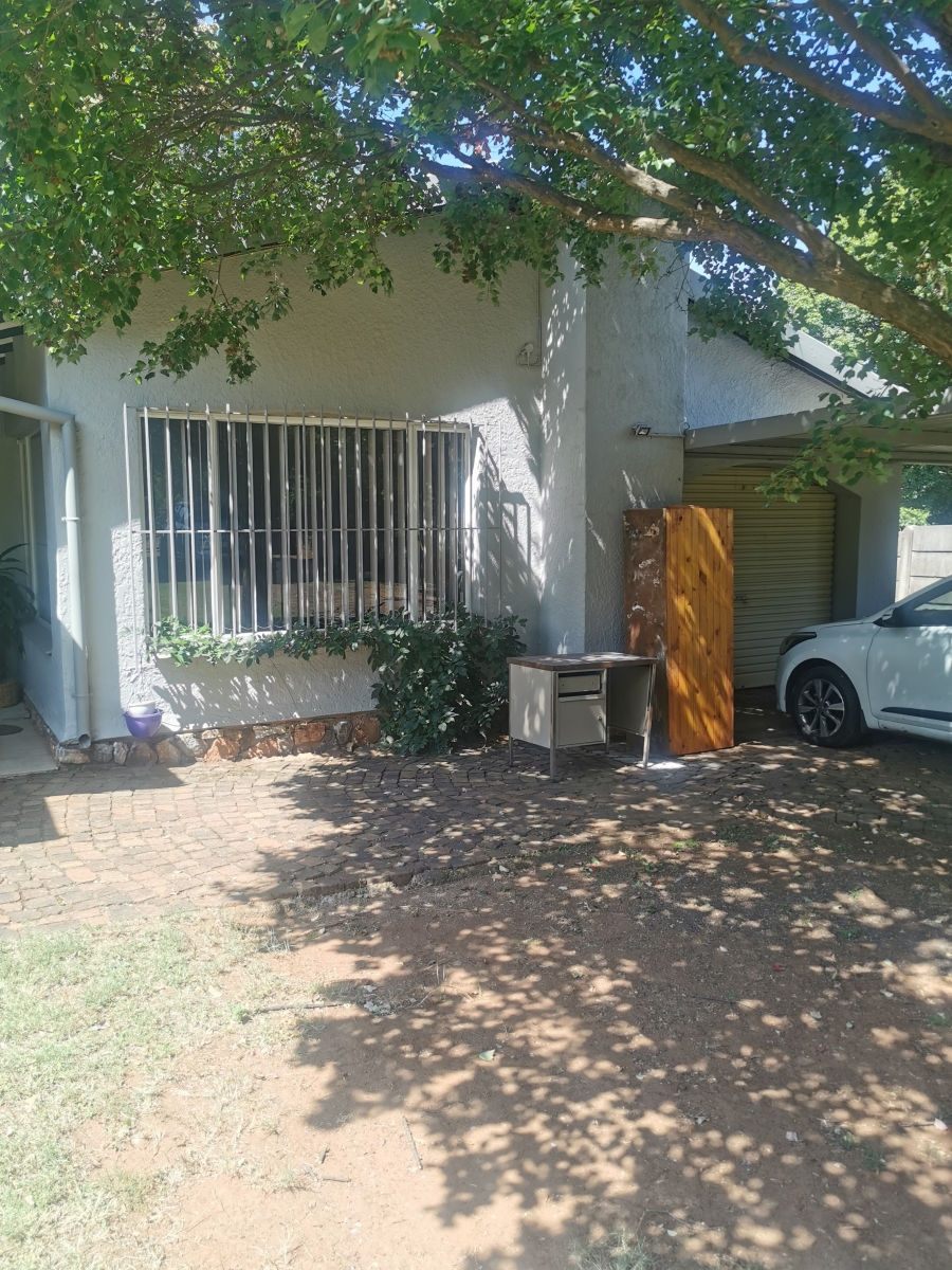 4 Bedroom Property for Sale in Doringkloof Gauteng