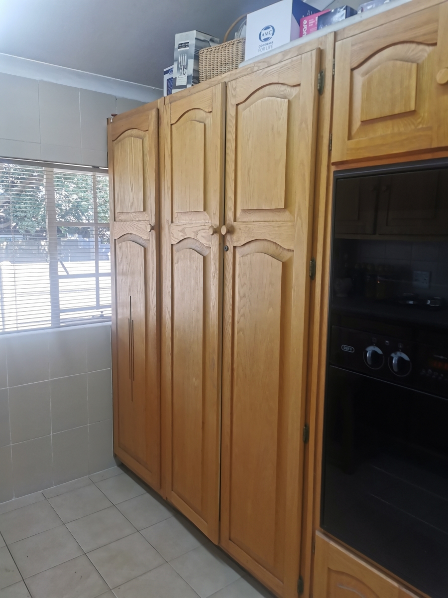 4 Bedroom Property for Sale in Doringkloof Gauteng