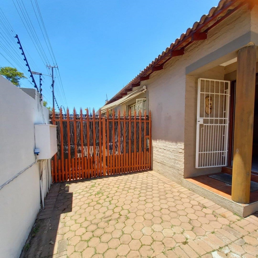 2 Bedroom Property for Sale in Greymont Gauteng