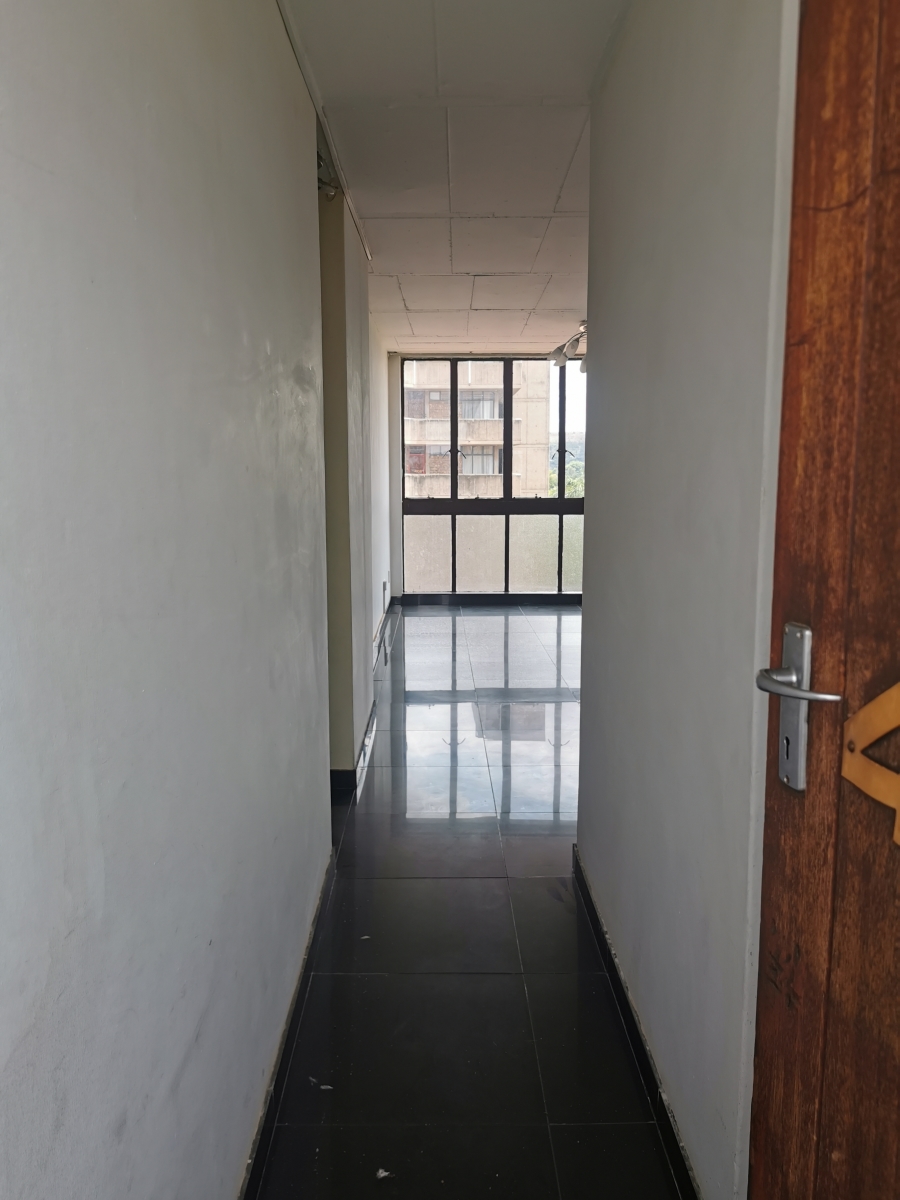 2 Bedroom Property for Sale in Kilner Park Gauteng