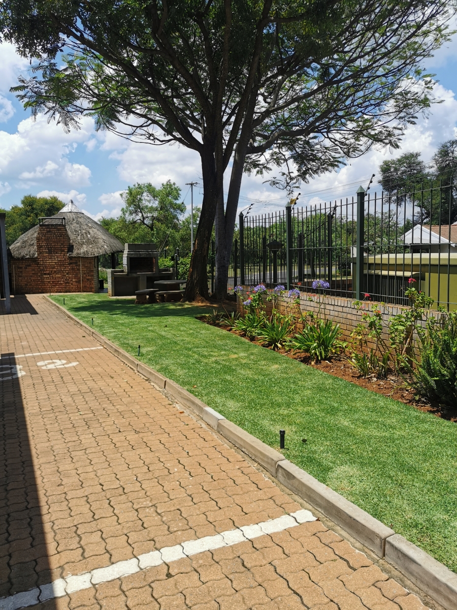 2 Bedroom Property for Sale in Kilner Park Gauteng