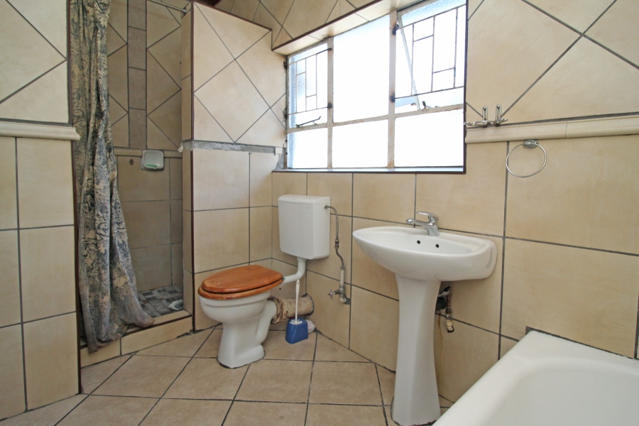 4 Bedroom Property for Sale in Rembrandt Park Gauteng