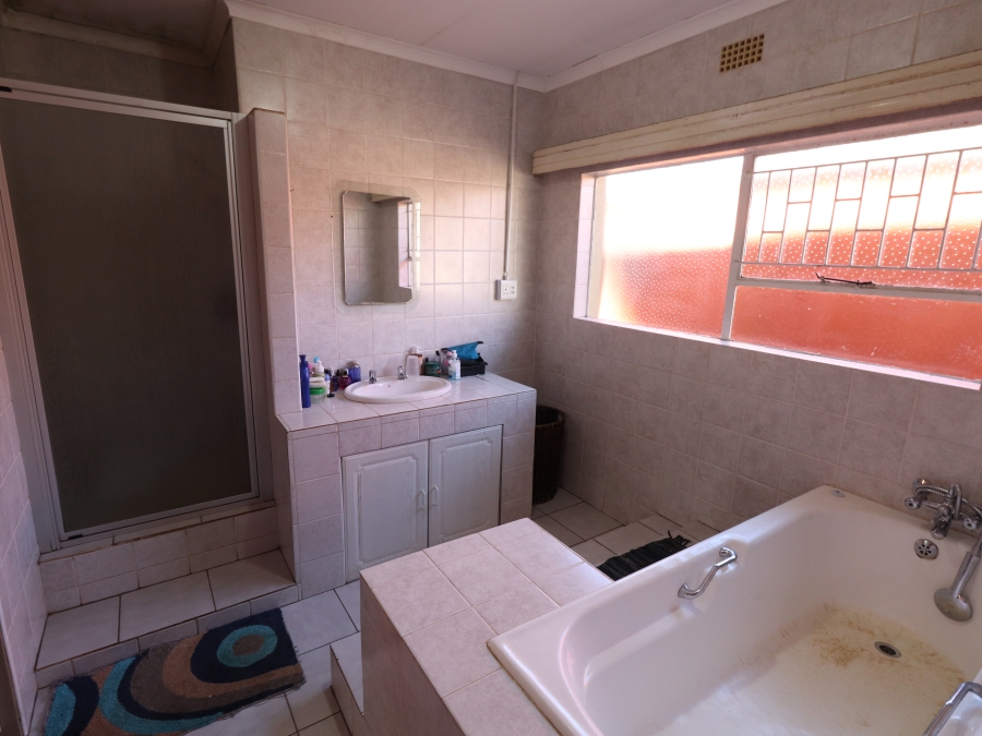 4 Bedroom Property for Sale in Norkem Park Gauteng