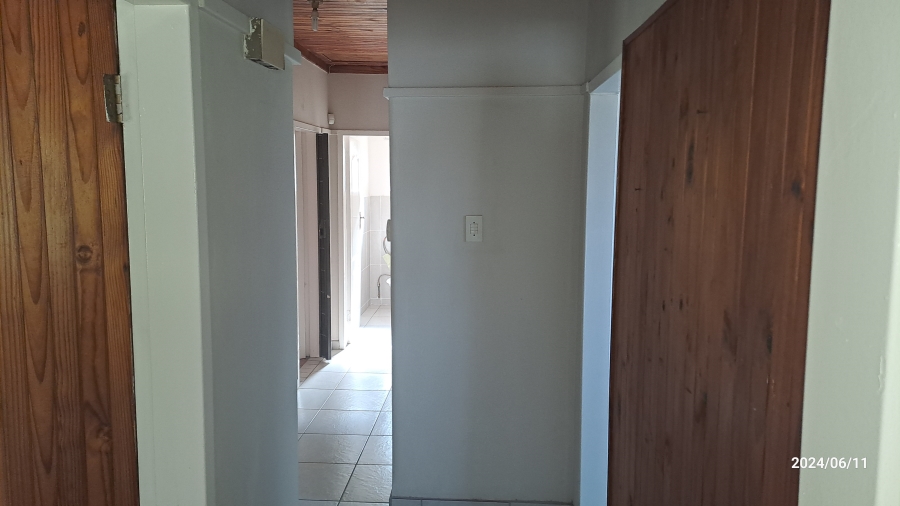 3 Bedroom Property for Sale in Mountain View Gauteng