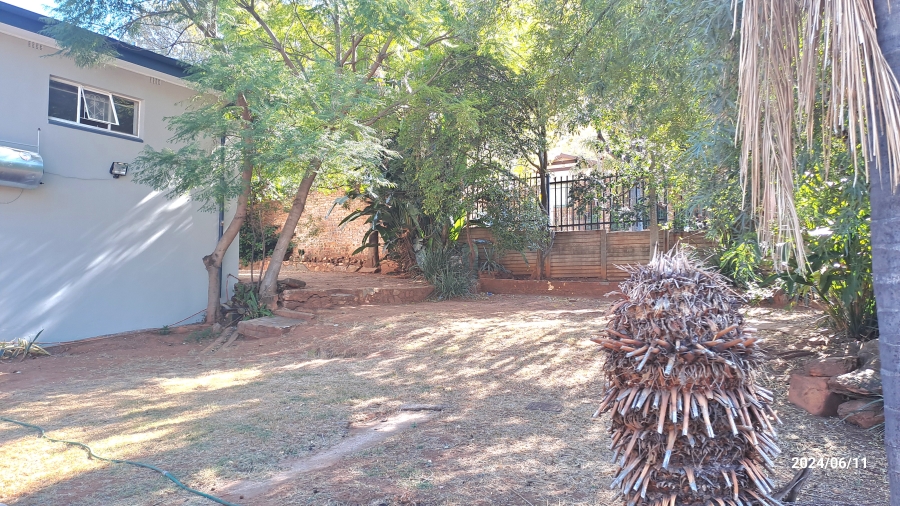 3 Bedroom Property for Sale in Mountain View Gauteng