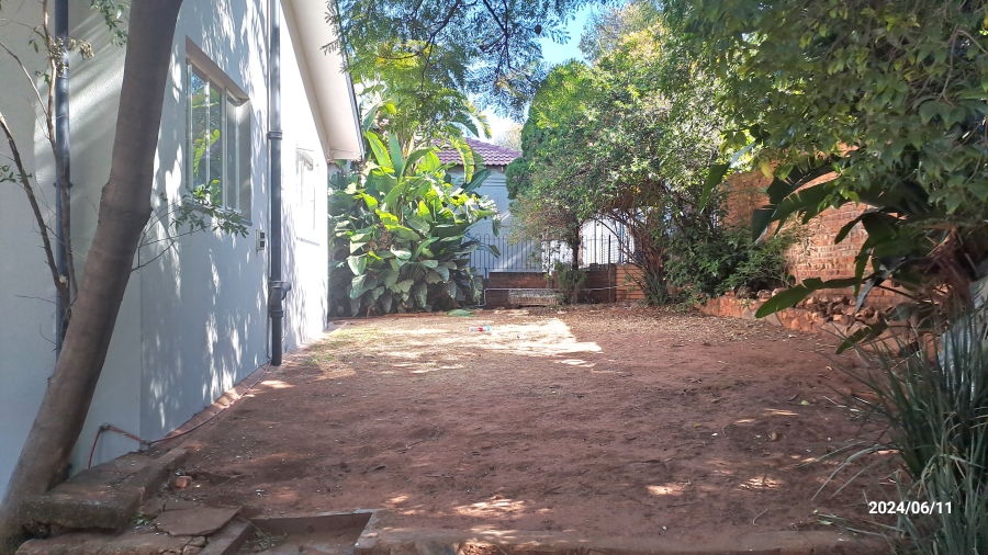 3 Bedroom Property for Sale in Mountain View Gauteng