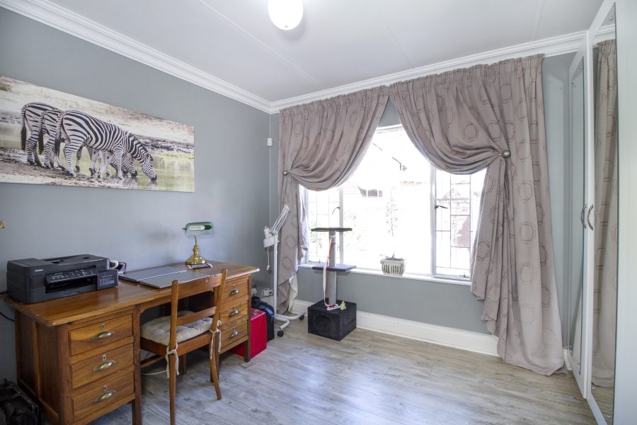 3 Bedroom Property for Sale in Faerie Glen Gauteng