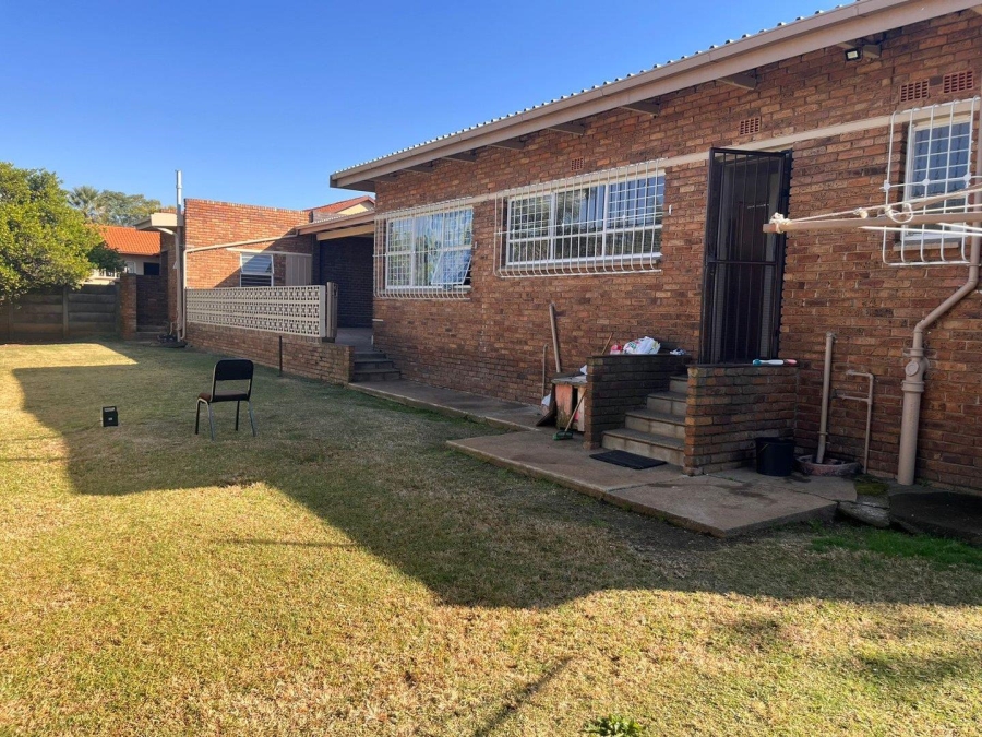 3 Bedroom Property for Sale in Dalpark Proper Gauteng