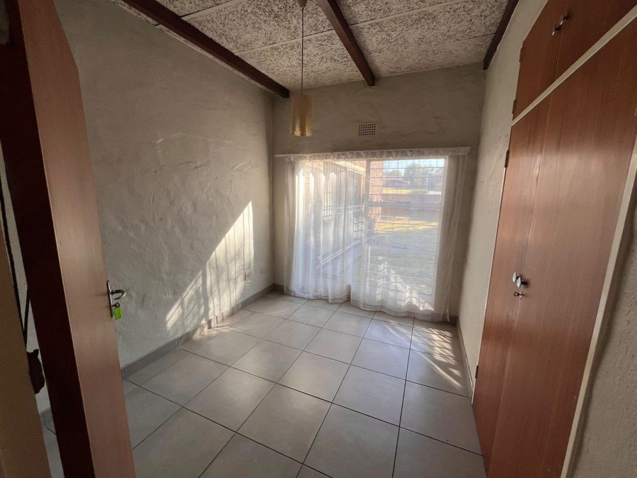 3 Bedroom Property for Sale in Dalpark Proper Gauteng