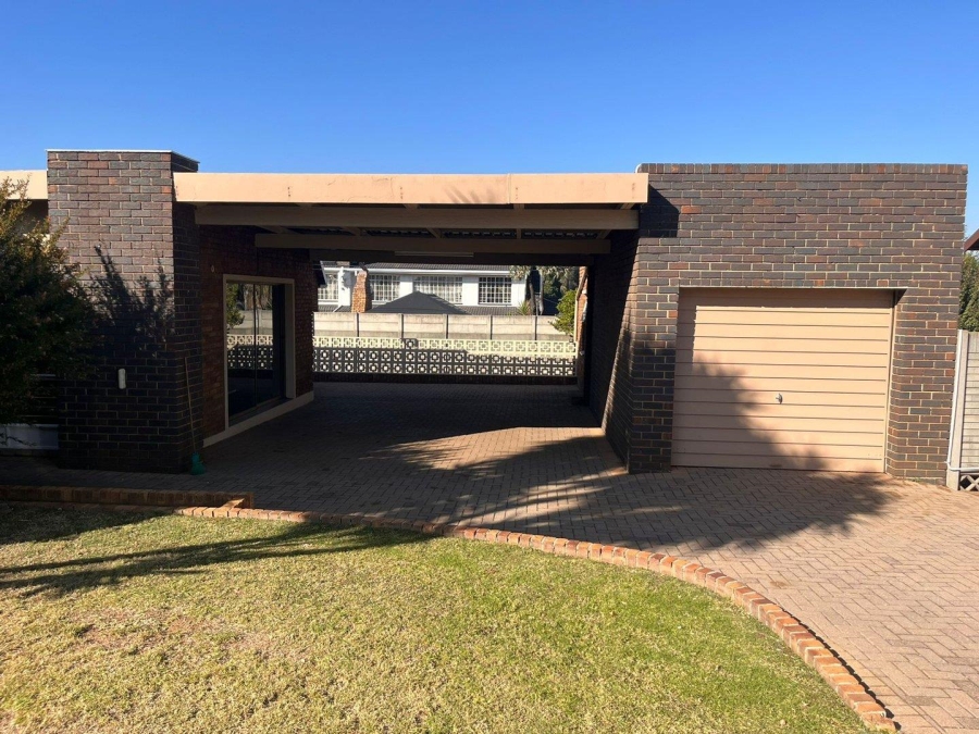 3 Bedroom Property for Sale in Dalpark Proper Gauteng