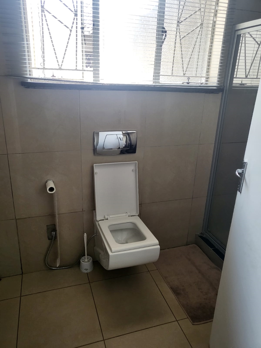 12 Bedroom Property for Sale in Erasmia Gauteng