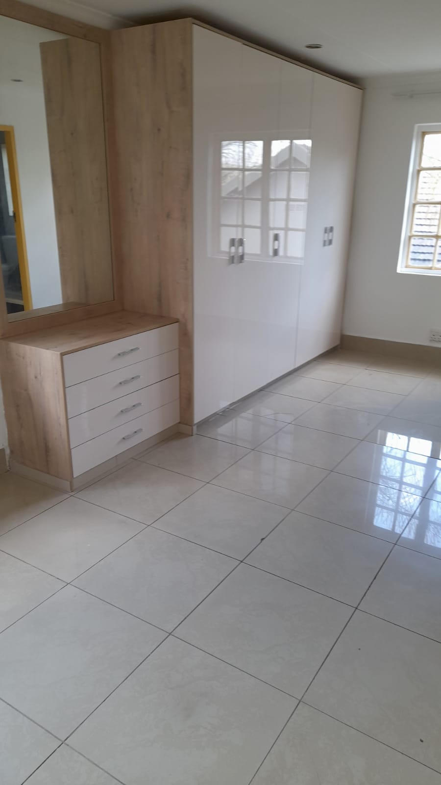 12 Bedroom Property for Sale in Erasmia Gauteng