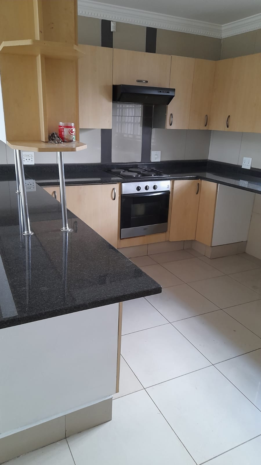 12 Bedroom Property for Sale in Erasmia Gauteng