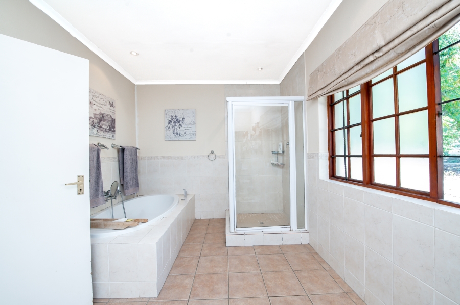 4 Bedroom Property for Sale in Kyalami Ah Gauteng