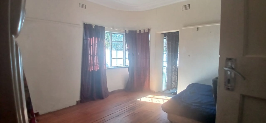 5 Bedroom Property for Sale in Discovery Gauteng