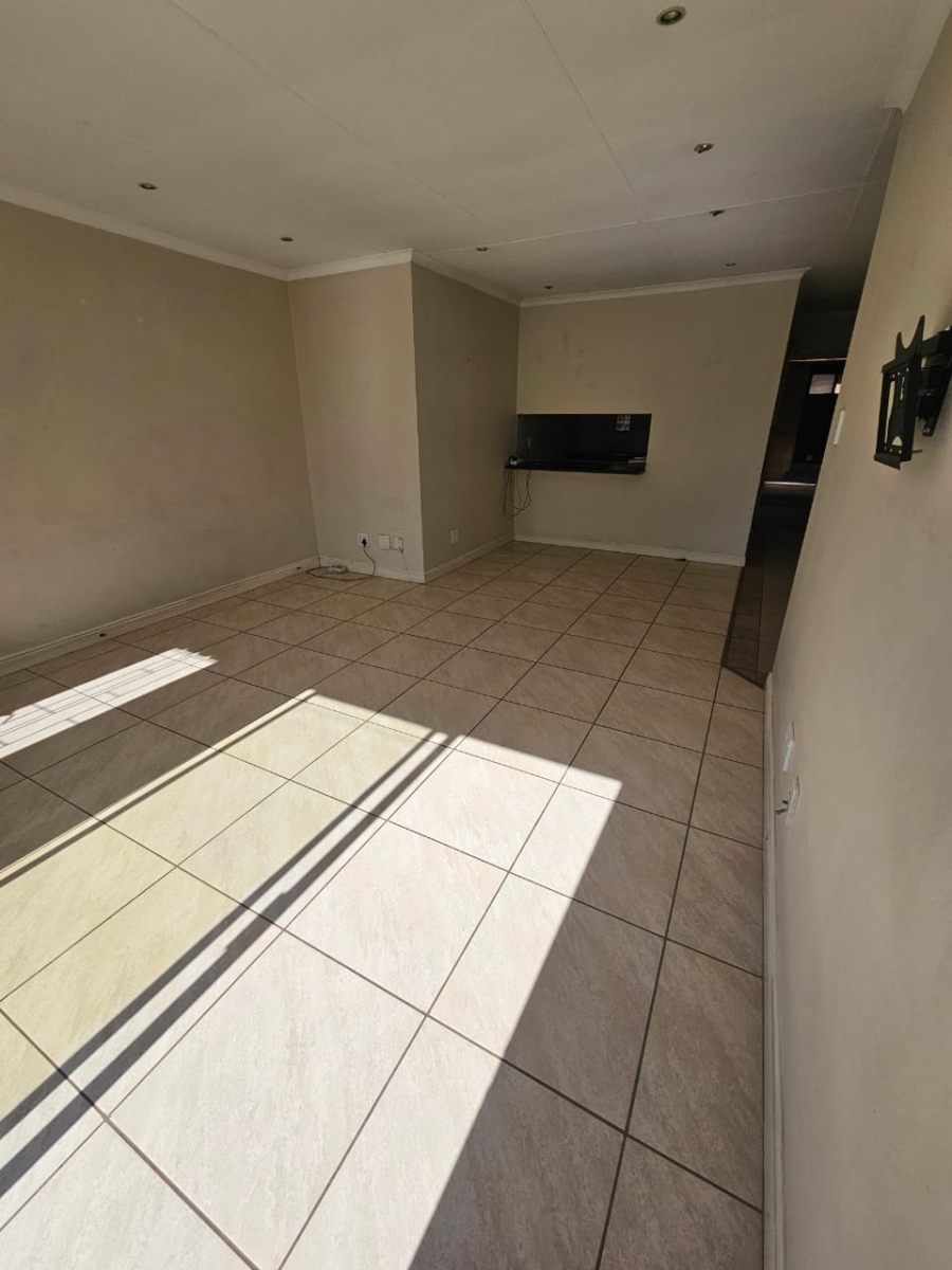 To Let 2 Bedroom Property for Rent in Doornpoort Gauteng