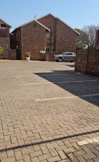 To Let 2 Bedroom Property for Rent in Doornpoort Gauteng