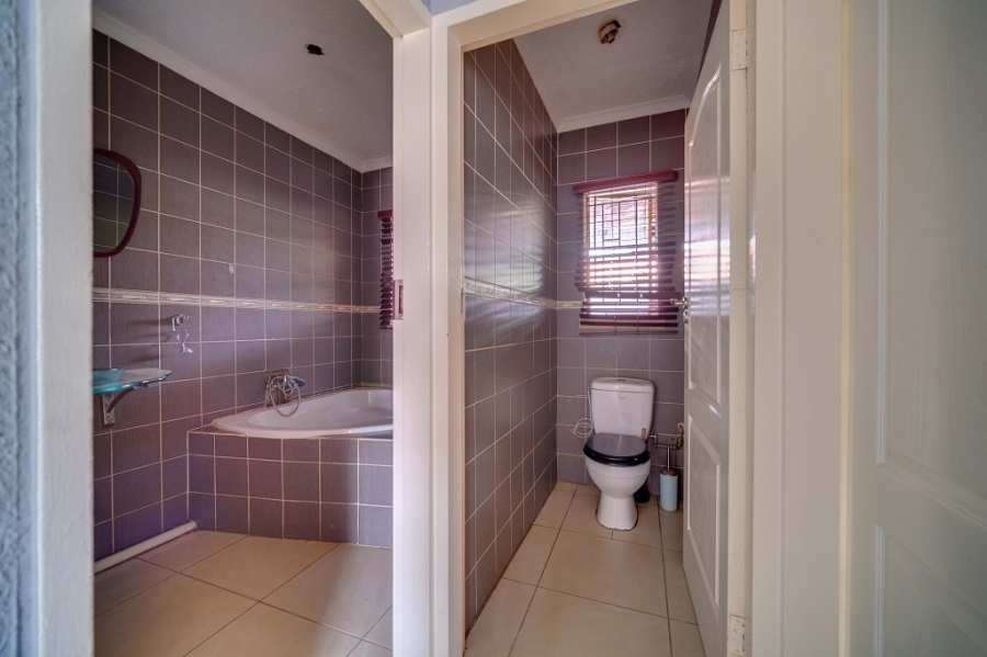 3 Bedroom Property for Sale in Palm Ridge Gauteng