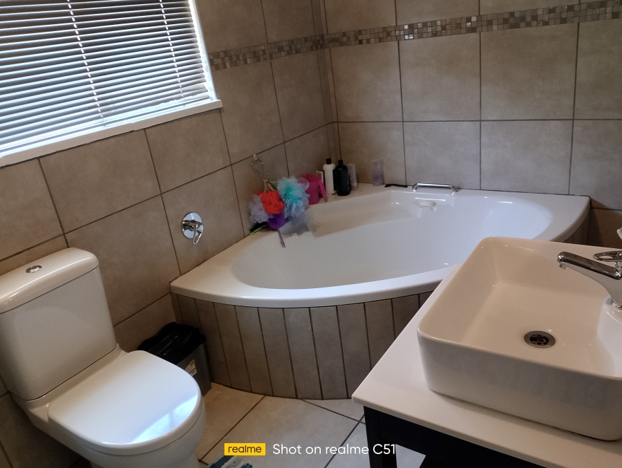 3 Bedroom Property for Sale in Dalview Gauteng