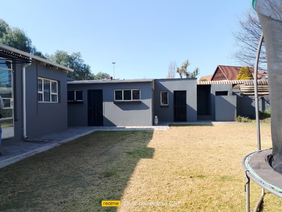 3 Bedroom Property for Sale in Dalview Gauteng