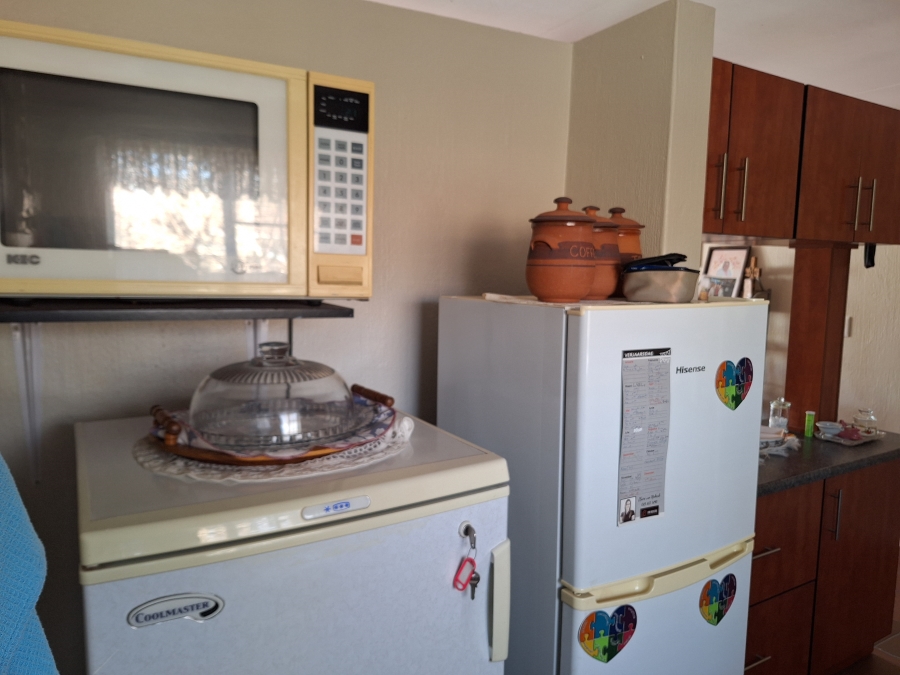 2 Bedroom Property for Sale in Rietfontein Gauteng