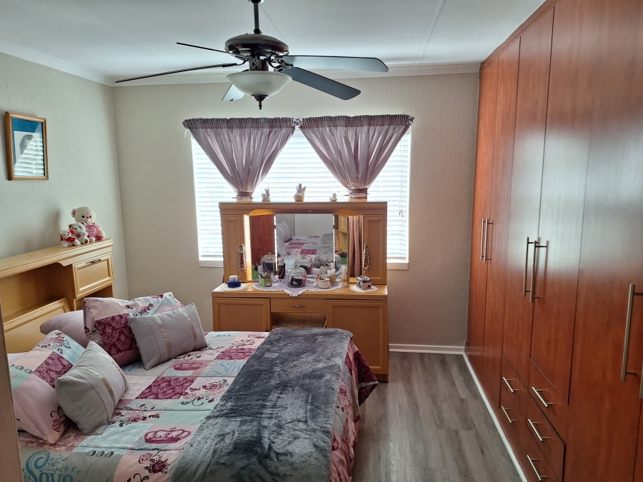 2 Bedroom Property for Sale in Rietfontein Gauteng