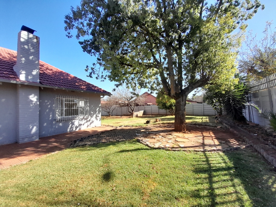 3 Bedroom Property for Sale in Edendale Gauteng