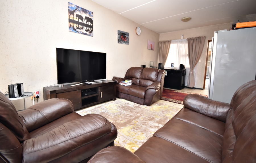 1 Bedroom Property for Sale in Ferndale Gauteng