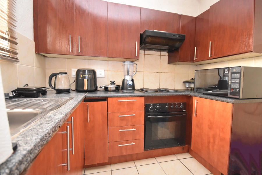 1 Bedroom Property for Sale in Ferndale Gauteng