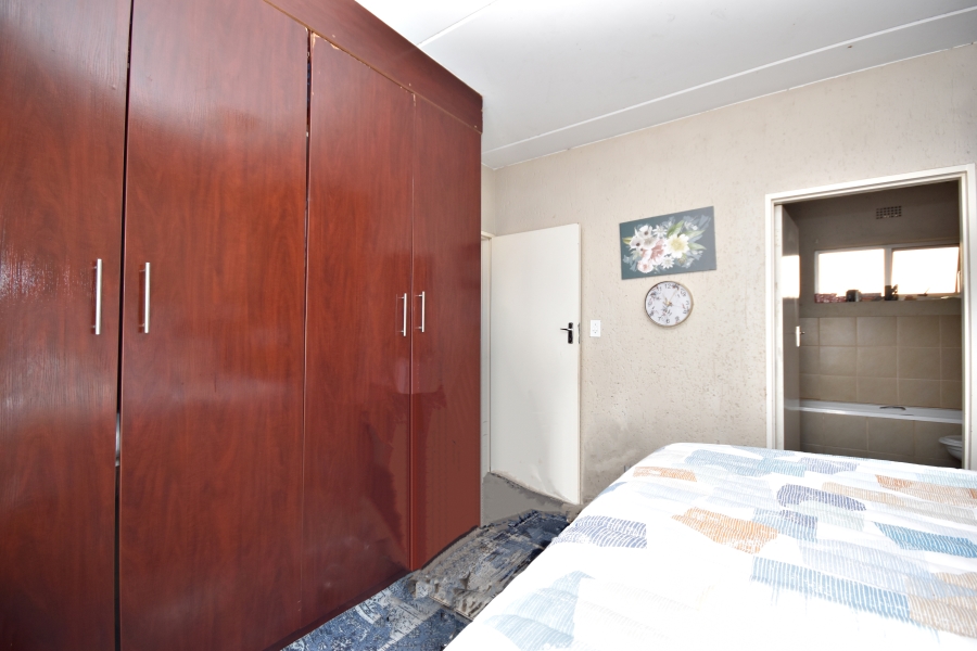 1 Bedroom Property for Sale in Ferndale Gauteng