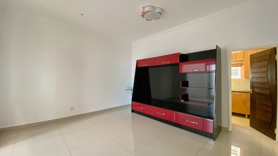 6 Bedroom Property for Sale in Bassonia Gauteng