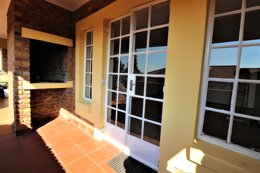 To Let 3 Bedroom Property for Rent in Terenure Gauteng