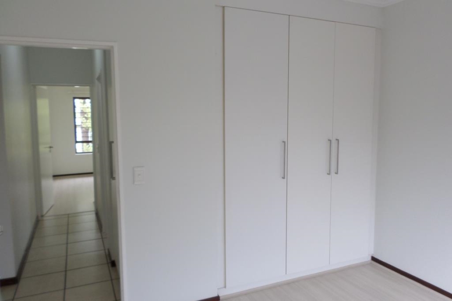 To Let 2 Bedroom Property for Rent in Fourways Gauteng