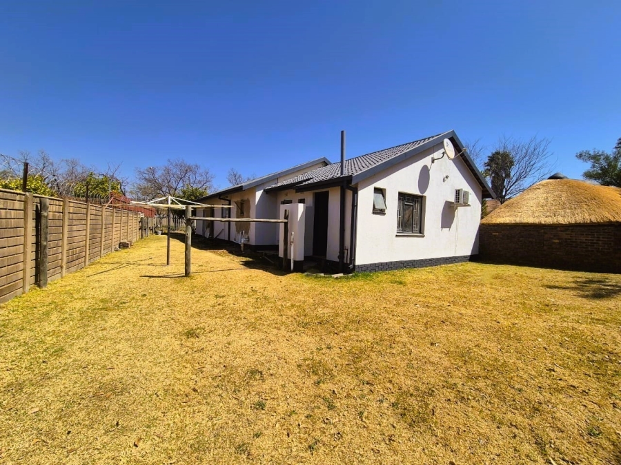 3 Bedroom Property for Sale in Falcon Ridge Gauteng