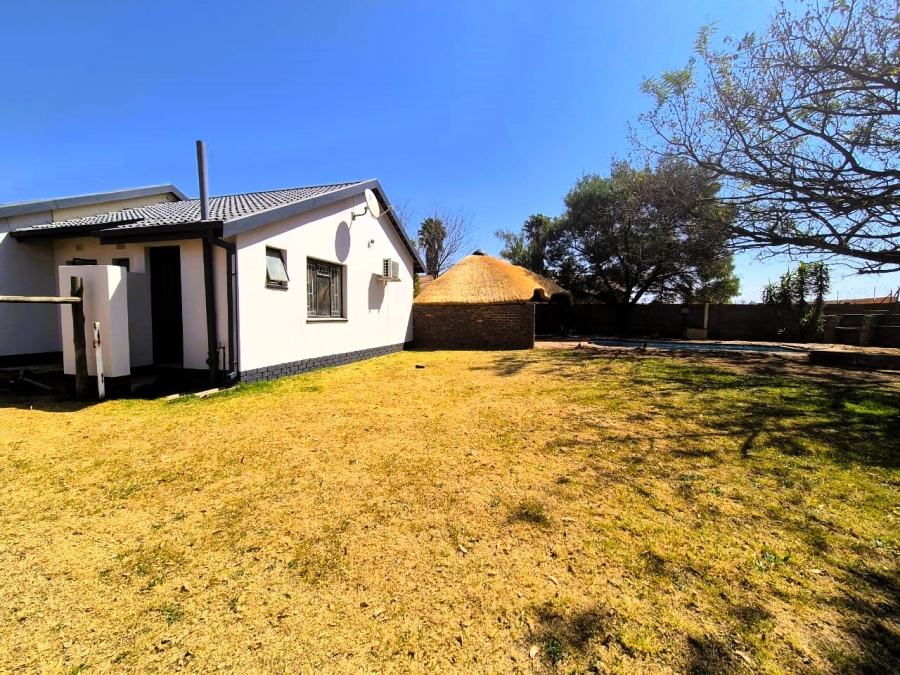 3 Bedroom Property for Sale in Falcon Ridge Gauteng